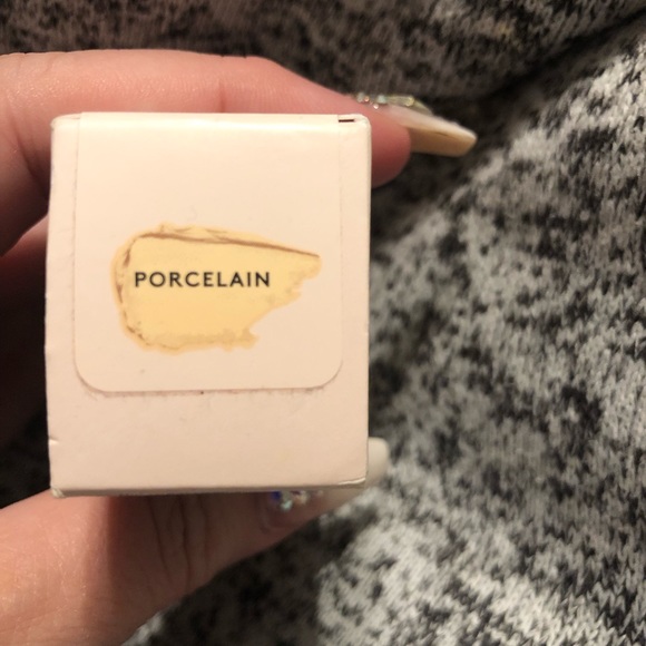 Fenty Porcelain Match Stix - Picture 3 of 4